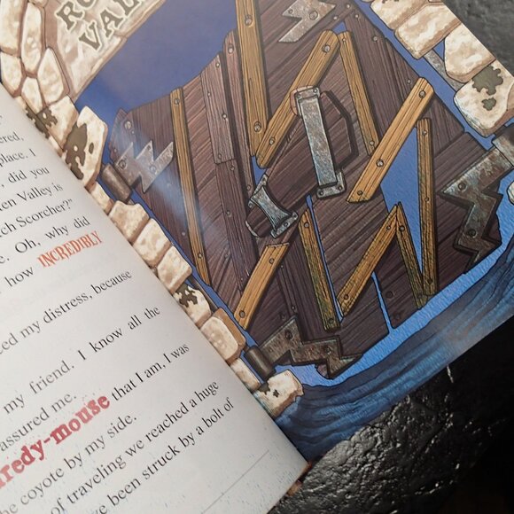 Geronimo Stilton The Search for Treasure the Sixth Adventure in the Kingdom - Picture 2 of 4